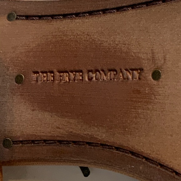 FRYE - 8.5 Block Heel Sandals. EUC - Picture 7 of 11